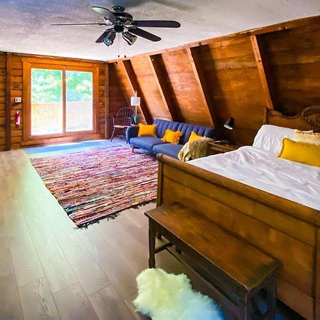 Hikers Haven, A Cozy Cabin Loft Above Bashakill Wildlife Refuge Villa Wurtsboro Buitenkant foto